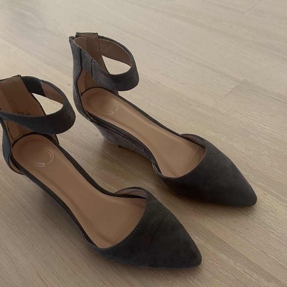 Elegant Black Women's Shoes